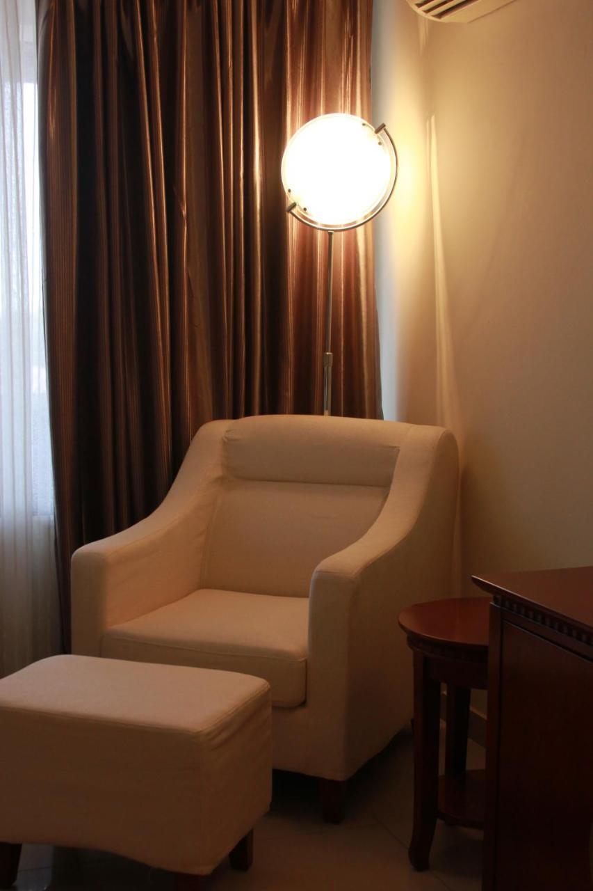 Royal Nick Hotel Lashibi Екстериор снимка