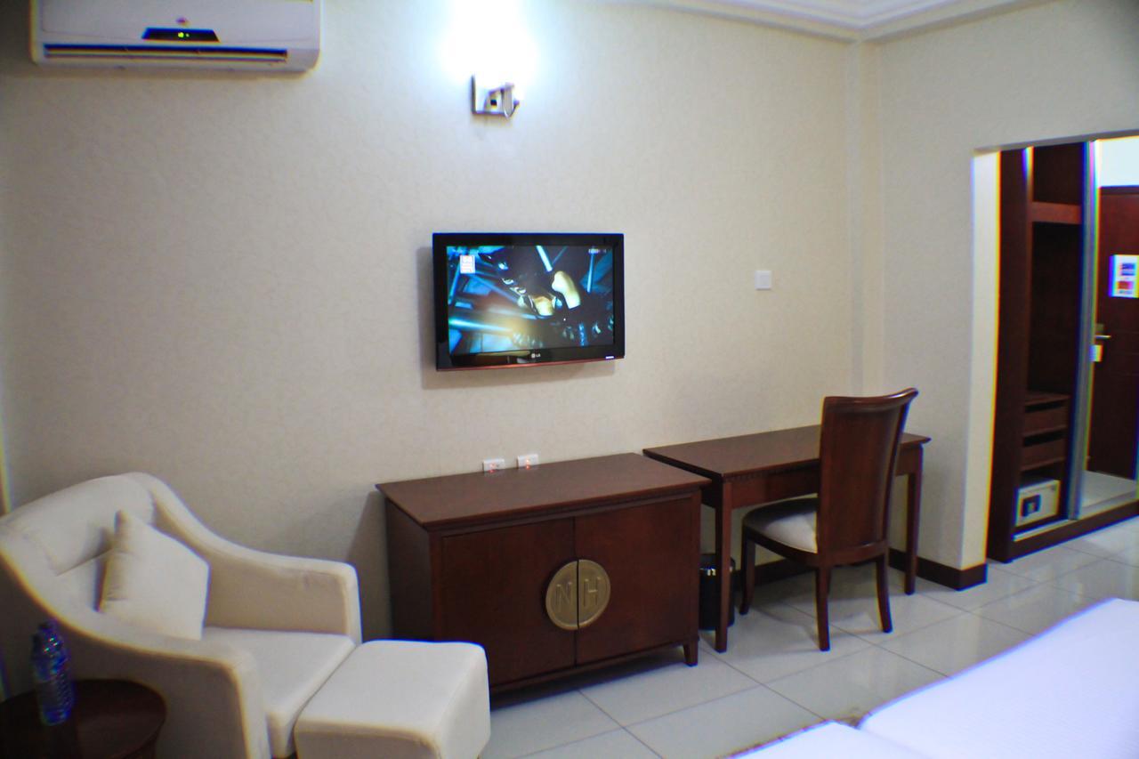 Royal Nick Hotel Lashibi Екстериор снимка