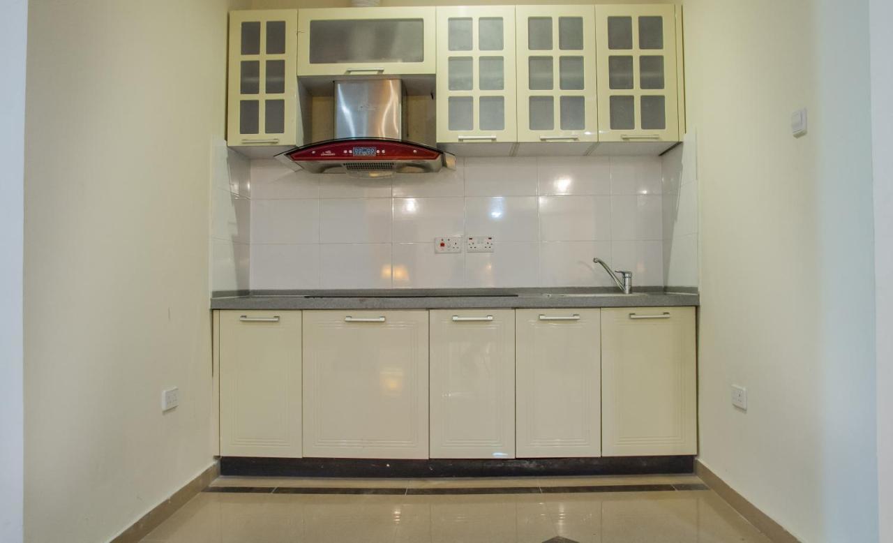 Royal Nick Hotel Lashibi Екстериор снимка