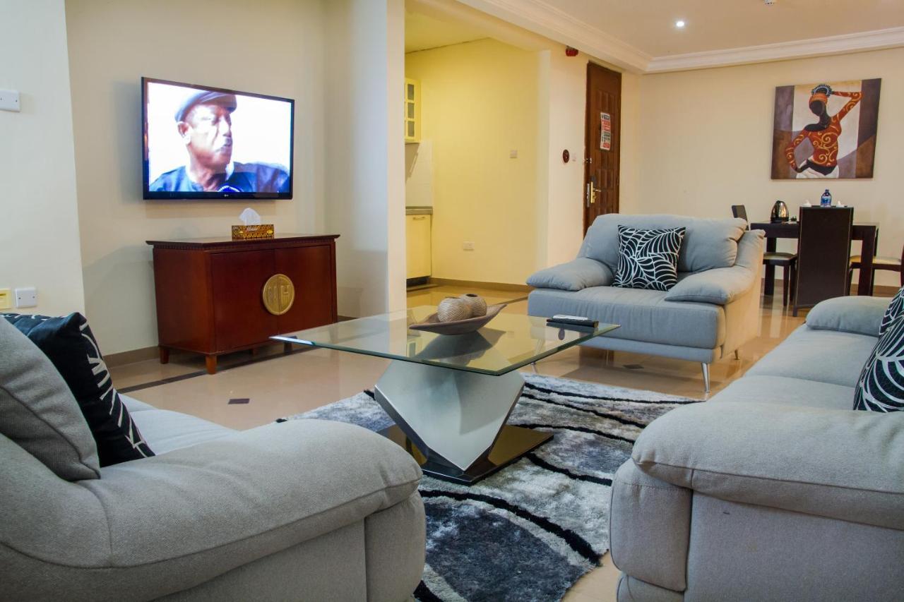 Royal Nick Hotel Lashibi Екстериор снимка