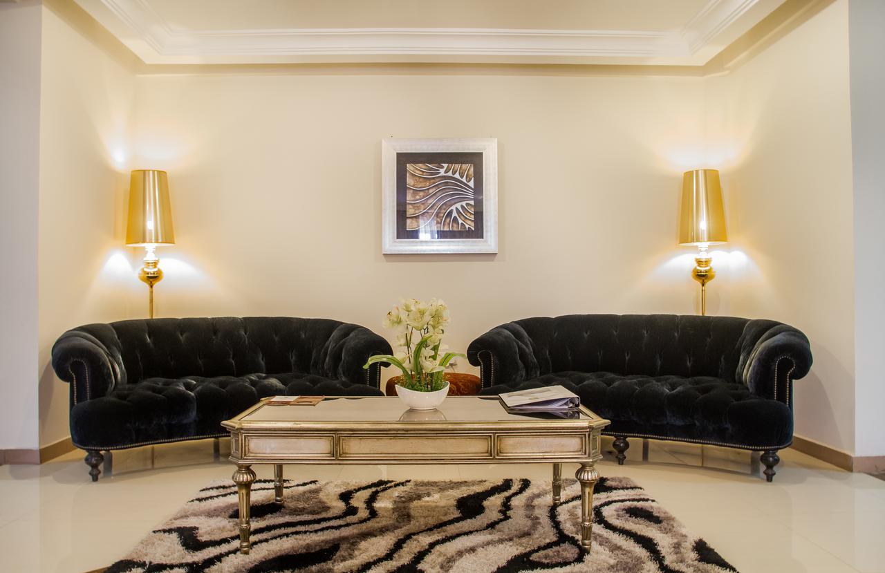 Royal Nick Hotel Lashibi Екстериор снимка